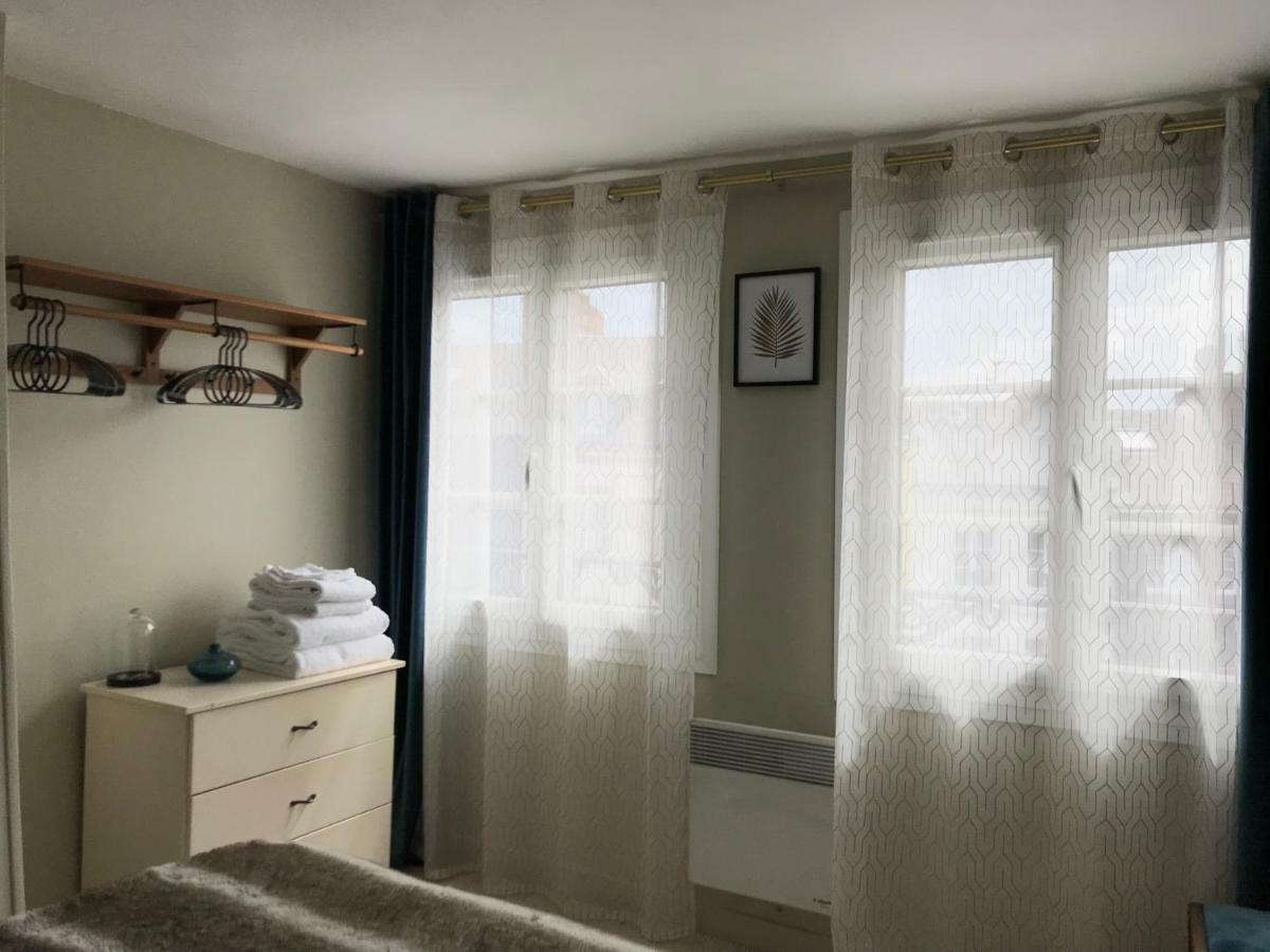Apartment Charles Baudelaire